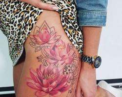 Tatuaje de flores y su significado.